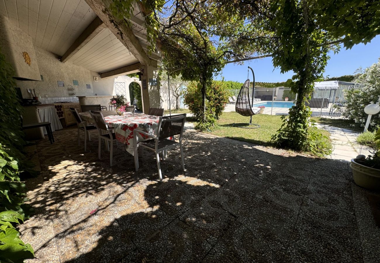 Ferienhaus in Pernes les Fontaines - PERNES LES FONTAINES