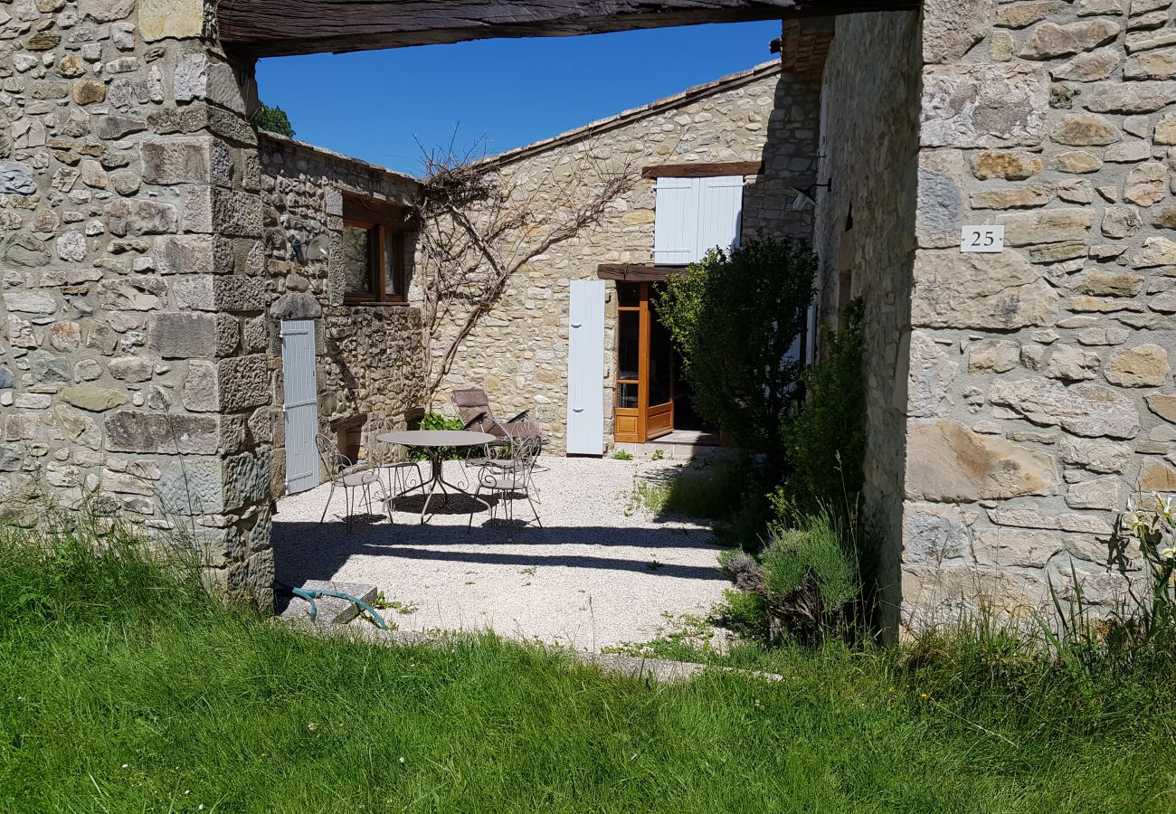 Villa in Bézaudun-sur-Bîne - Havre de Paix Landhaus 15 Personen